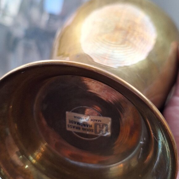 Vintage solid Brass Vase - Picture 3 of 3